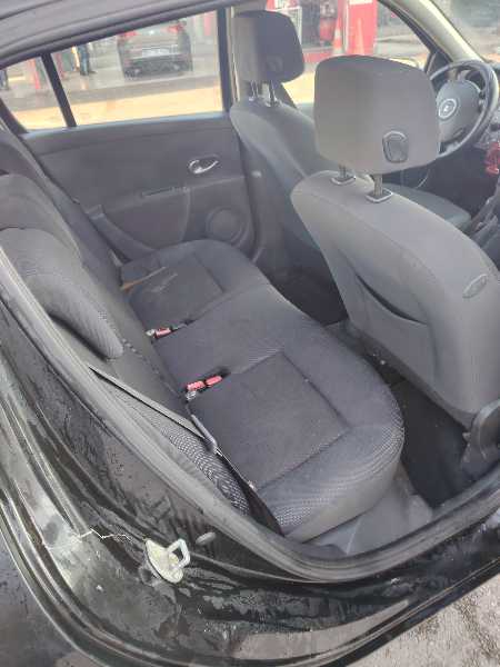 Renault Clio III (2) 1.2 65 5CV ACCESS 5P