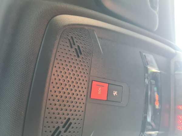 Peugeot 208 II 1.2 PURETECH 100 S&amp;S GT LINE