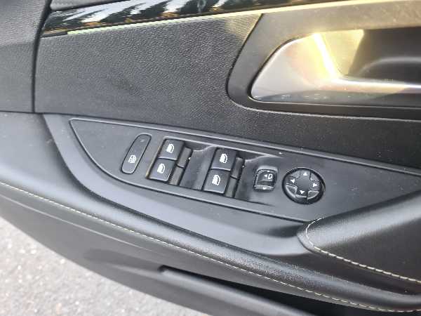 Peugeot 208 II 1.2 PURETECH 100 S&amp;S GT LINE