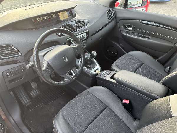 Renault Grand Scenic III (3) 1.2 TCE 130 ENERGY BOSE EDITION 7PL