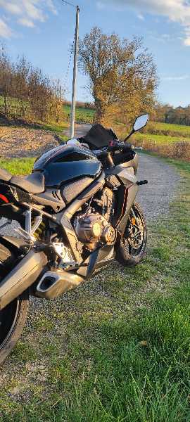 HONDA CB R ABS