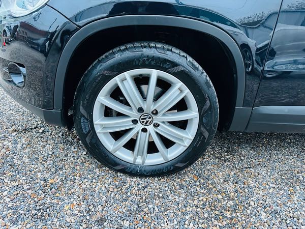 Volkswagen Tiguan (2) 2.0 TDI 140 BLUEMOTION TECHNOLOGY CARAT 4MOTION DSG7