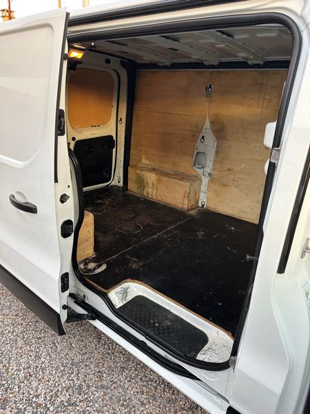 Renault Trafic III CABINE CONFORT L1H1 1200 ENERGY DCI 125 E6