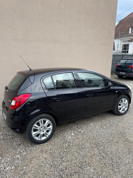 Opel Corsa IV (2) 1.3 CDTI 75 FAP COOL LINE 5P