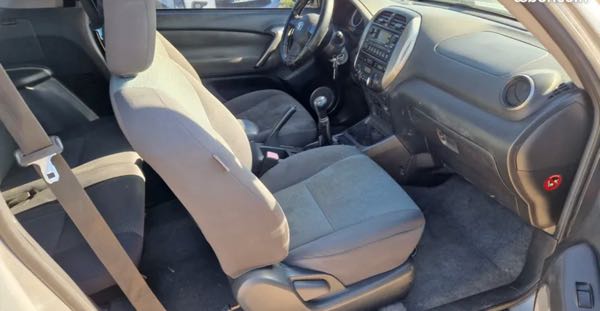 Toyota Rav 4 2.0l d4d 115ch 4x4 clim