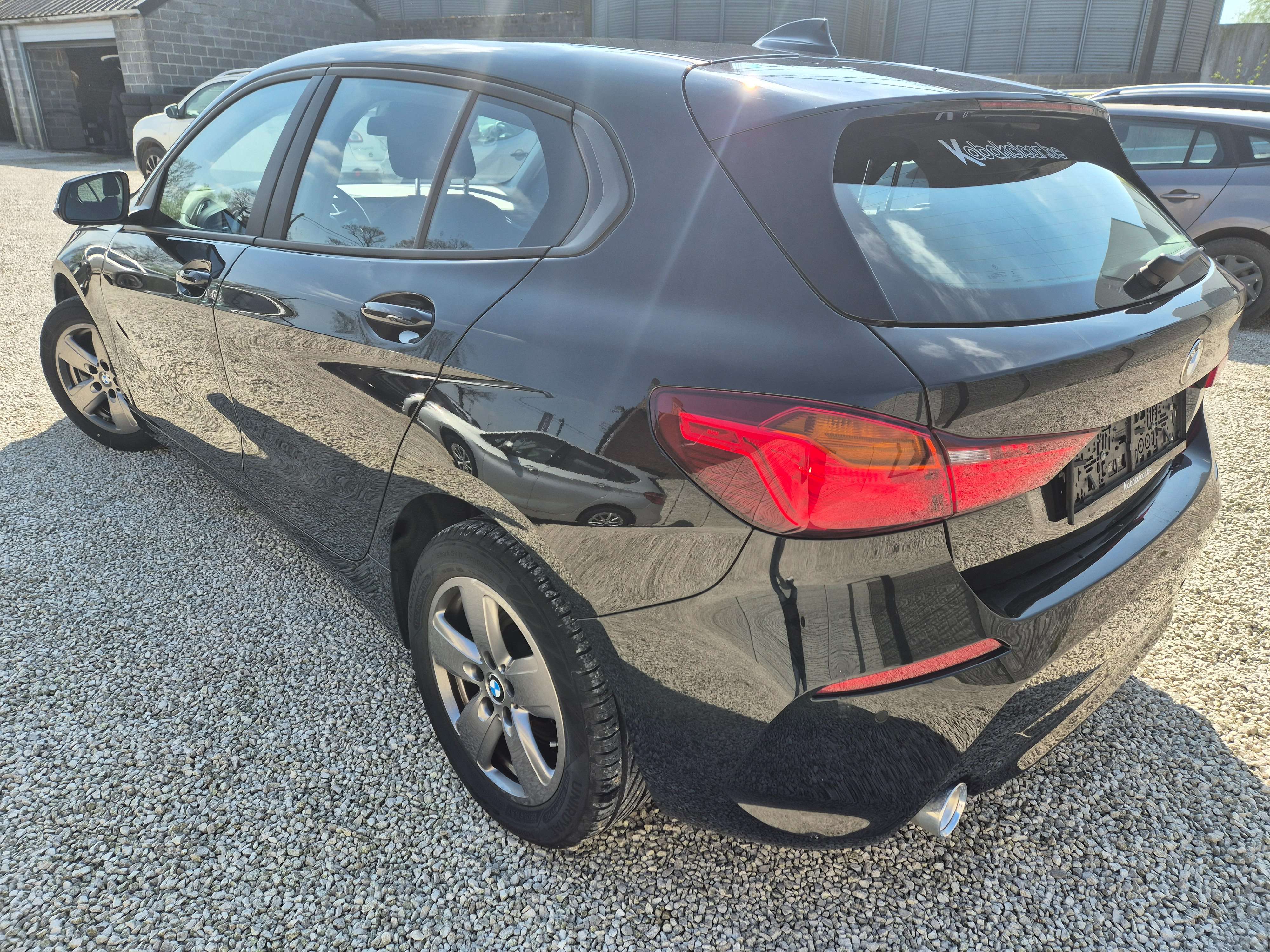 BMW 116 dA// FULL CARNET//CARPLAY/GPS/USB/GARANTIE 12M