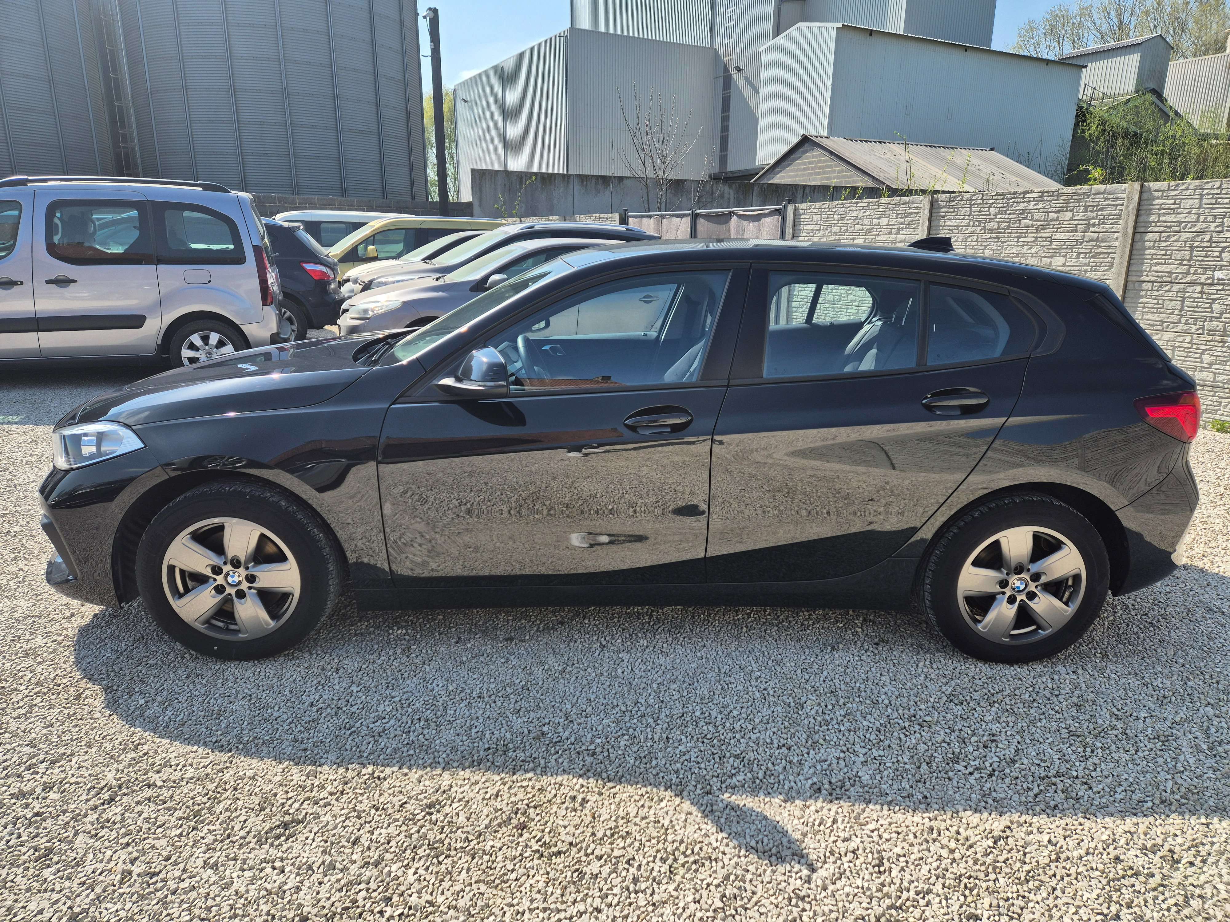 BMW 116 dA// FULL CARNET//CARPLAY/GPS/USB/GARANTIE 12M