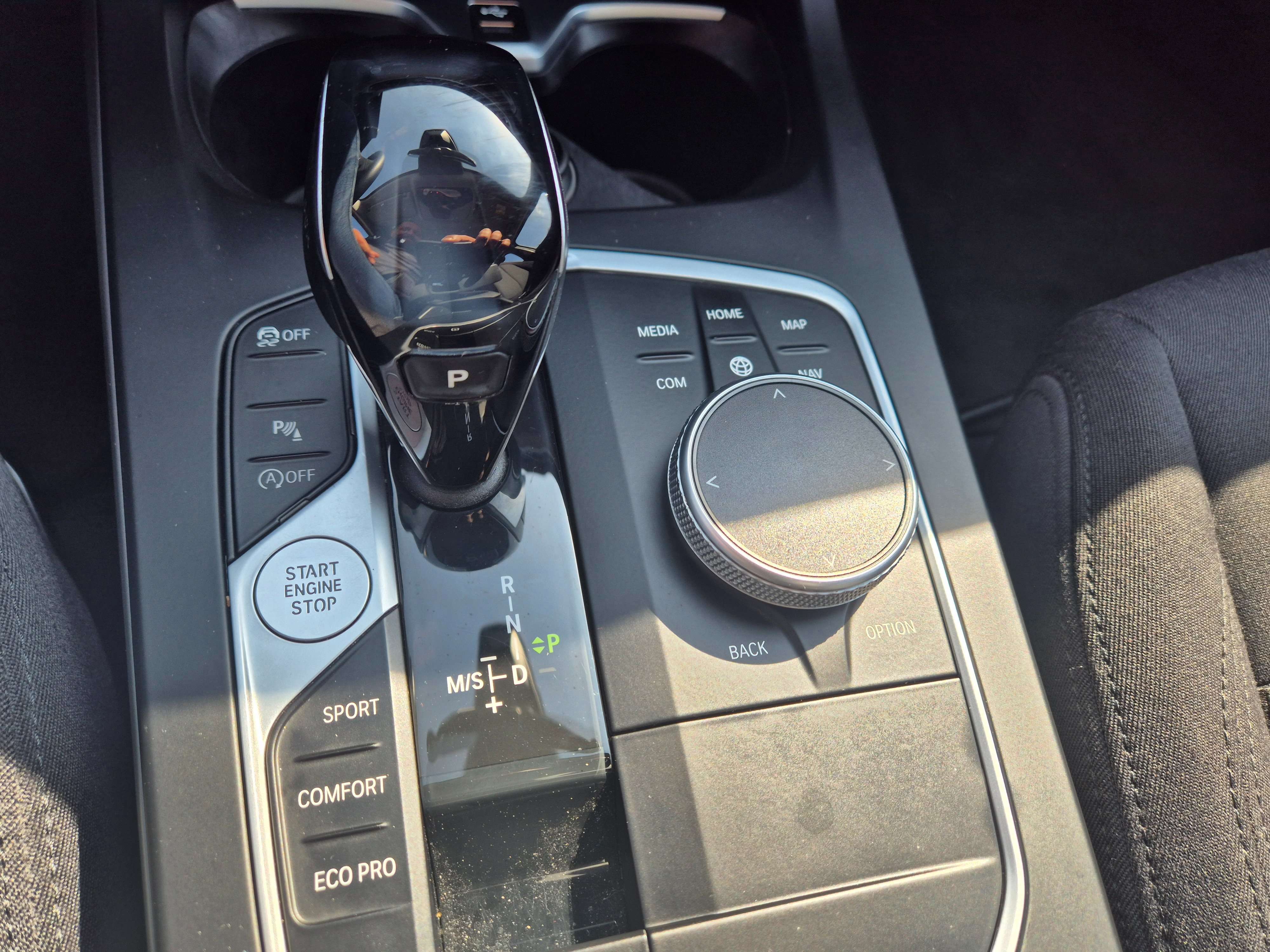 BMW 116 dA// FULL CARNET//CARPLAY/GPS/USB/GARANTIE 12M