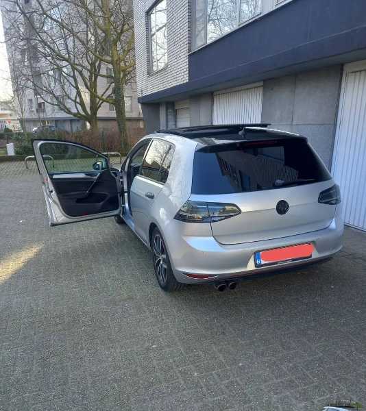Volkswagen Golf VII 2.0 TDI 150 BLUEMOTION TECHNOLOGY CUP DSG6 5P