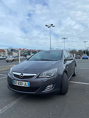 Opel Astra IV (2) 2.0 CDTI 165 FAP COSMO BVA