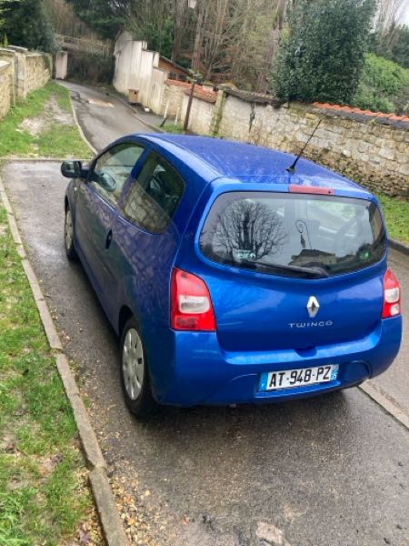 Renault Twingo II (2) 1.2 LEV 16V 75 EXPRESSION ECO2