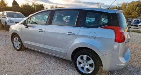 Peugeot 5008 1.6l hdi 115ch ACTIVE 90.000KM du 07/2013