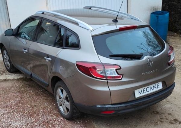 Renault Megane III ESTATE 1.5 DCI 110 FAP CARMINAT TOMTOM EURO5