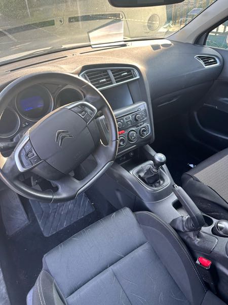 Citroen C4 Citroën C4 1.6 HDI 115cv millenium