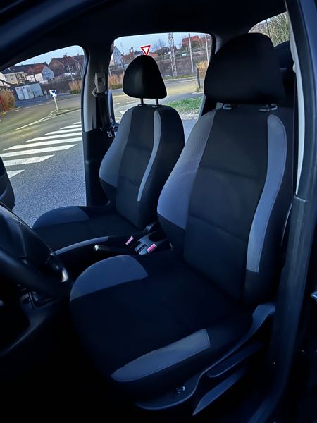 Peugeot 207 (2) 1.4 VTI 95 URBAN MOVE 5P