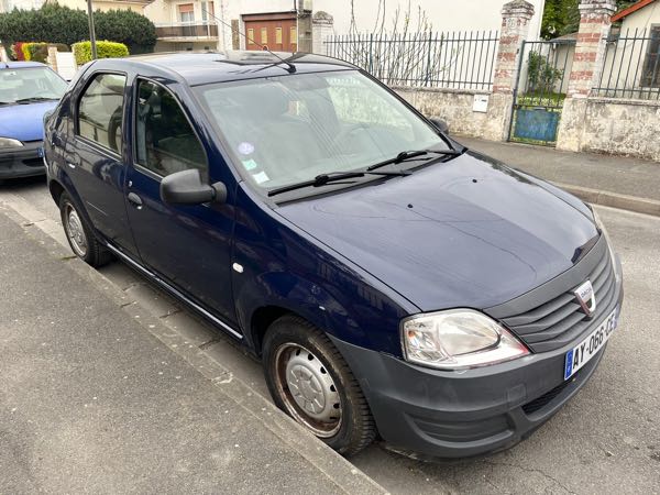 Dacia Logan (2) 1.2 75 GPL BLACKLINE