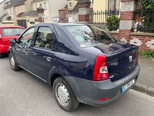 Dacia Logan (2) 1.2 75 GPL BLACKLINE