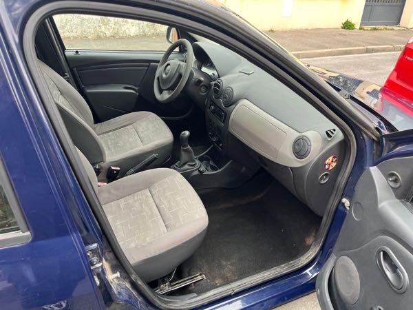 Dacia Logan (2) 1.2 75 GPL BLACKLINE