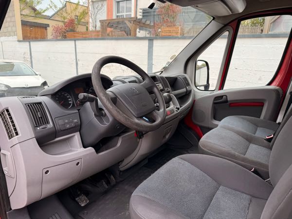 Peugeot Boxer II (2) CHASSIS SIMPLE CABINE 3.0 BLUEHDI 160