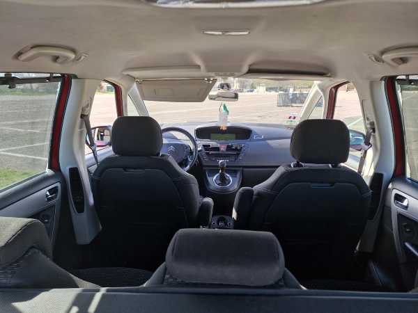 Citroen C4 bonjour je vends ma Citroën C4 Picasso de 7 places