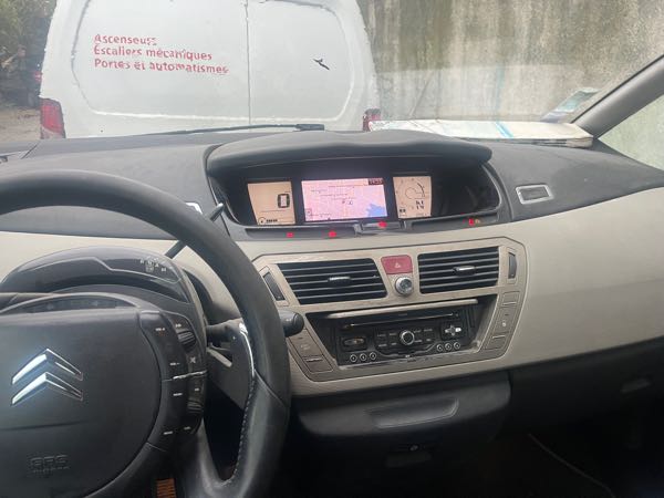 Citroen C4 1.6 HDI 110 FAP EXCLUSIVE BMP6