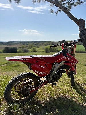HONDA CRF F