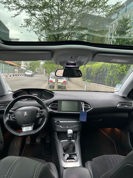 Peugeot 308 II 1.2 E-THP 130 FELINE