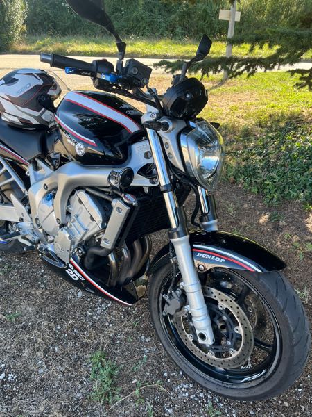 YAMAHA FZ6 FAZER