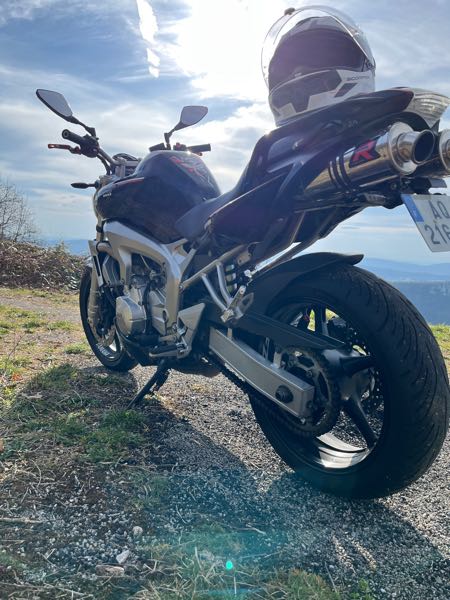 YAMAHA FZ6 FAZER