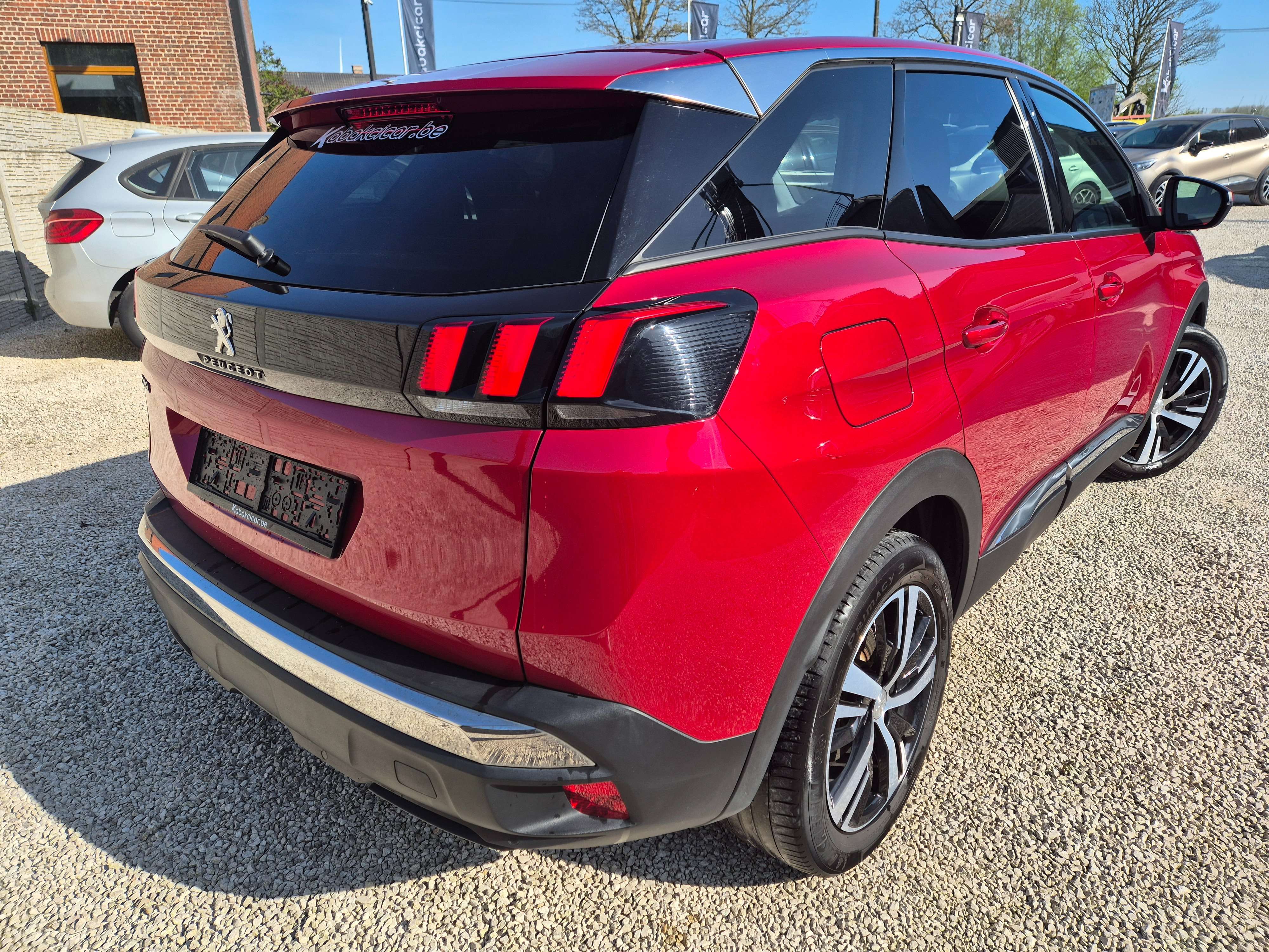 Peugeot 3008 1.2  Access // FULL CARNET/CARPLAY/CAMERA/GARANTIE