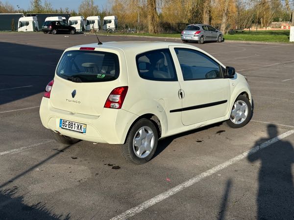 Renault Twingo II (2) 1.2 LEV 75 AUTHENTIQUE ECO2