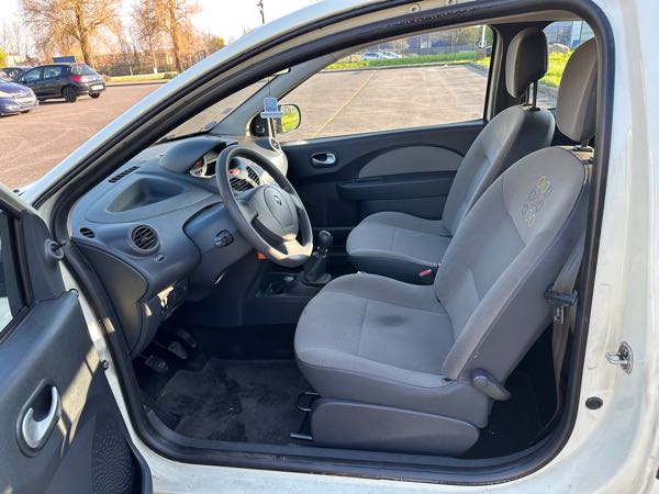 Renault Twingo II (2) 1.2 LEV 75 AUTHENTIQUE ECO2