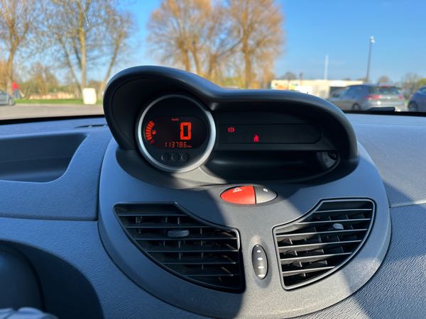 Renault Twingo II (2) 1.2 LEV 75 AUTHENTIQUE ECO2