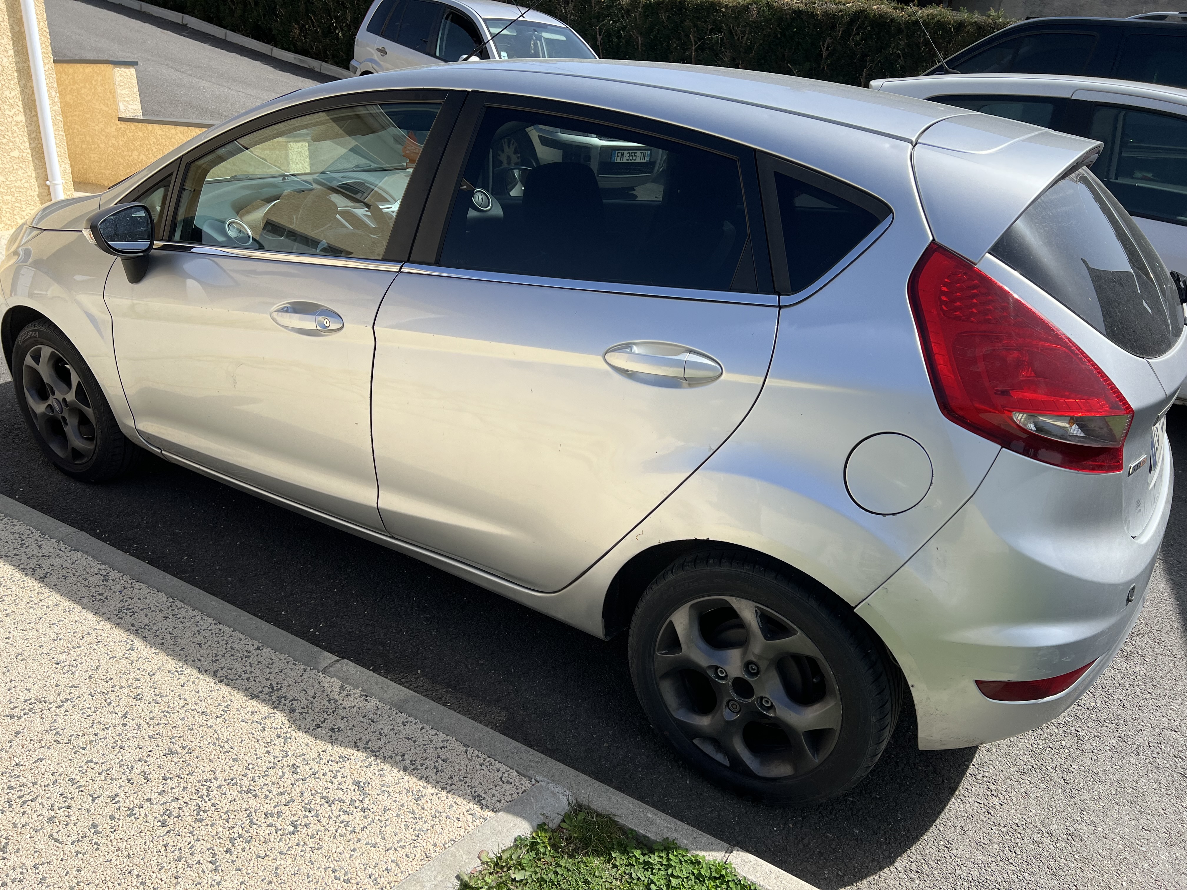 Ford Fiesta V 1400 TDCI GHIA 5P