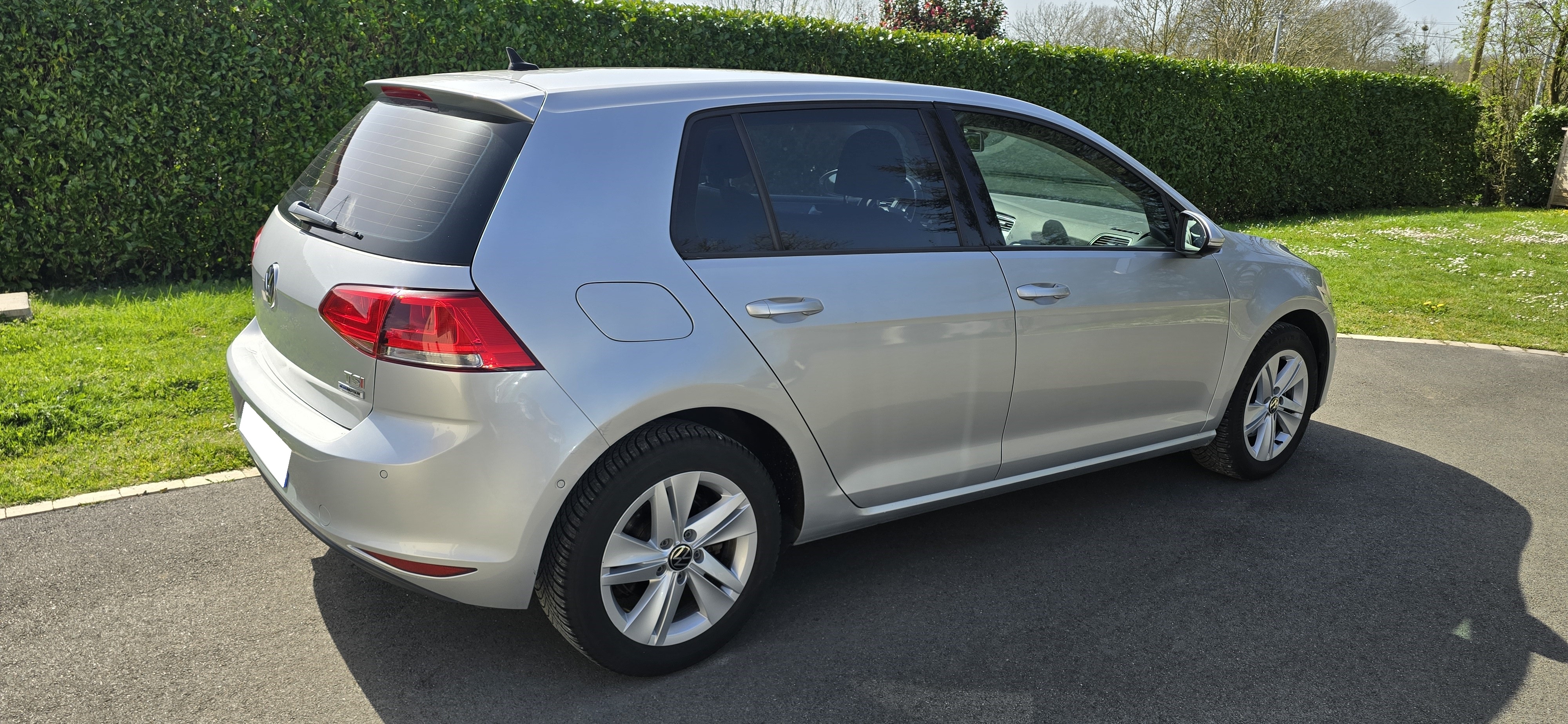Volkswagen Golf VII (2) 1.4 TSI 125 BLUEMOTION TECHNOLOGY FIRST EDITION DSG7 5P