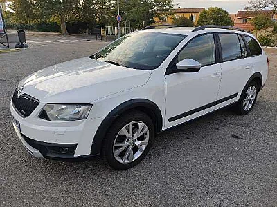 Skoda Octavia III (2) COMBI 2.0 TDI 184 4X4 RS DSG7