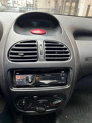 Peugeot 206 1.4 XT 5P 5CV