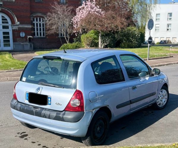 Renault Clio II (2) CAMPUS 1.5 DCI 65 3P