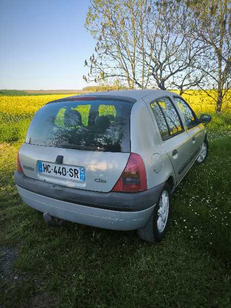Renault Clio II 1.6 INITIALE 5P