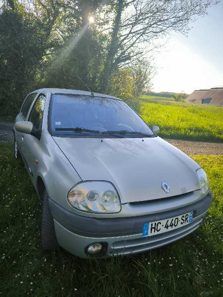 Renault Clio II 1.6 INITIALE 5P
