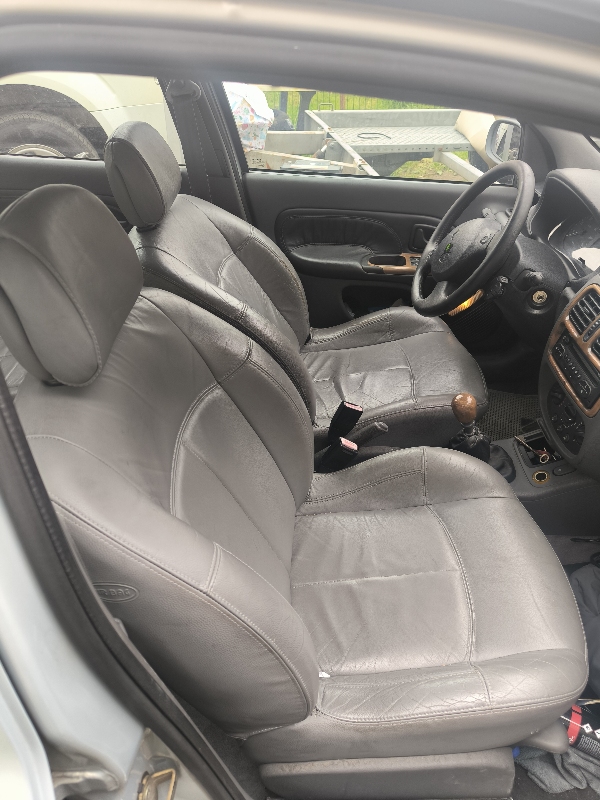 Renault Clio II 1.6 INITIALE 5P