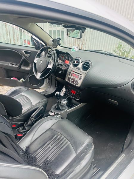 Alfa Romeo Mito ALFA ROMEO MITO 1.4 TB FULL TUBE VOITURE BIEN ENTRETENUE