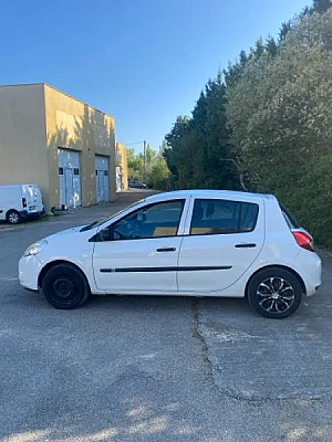 Renault Clio IV (2) 1.5 DCI 75 BUSINESS