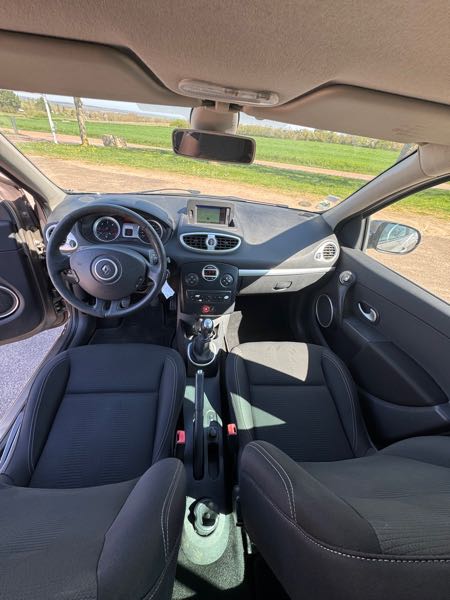 Renault Clio III (2) ESTATE 1.5 DCI 105 EXCEPTION TOMTOM