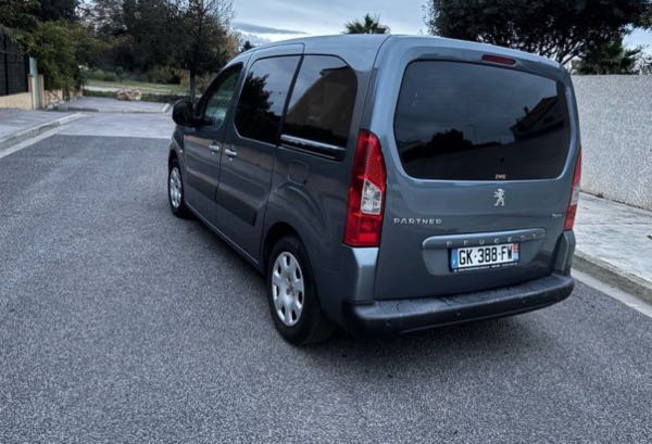 Peugeot Partner Tepee II 1.6 HDI 90 CONFORT