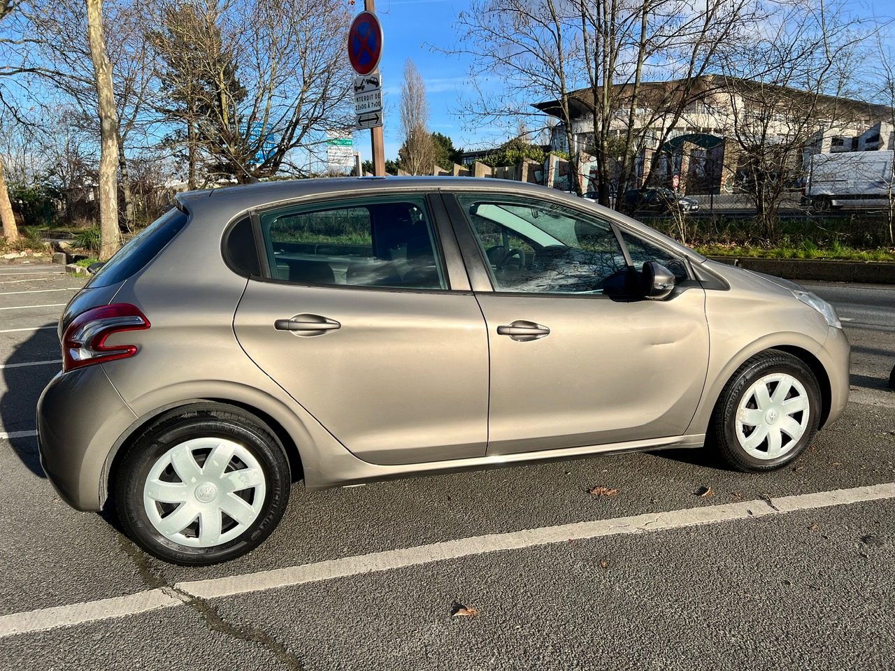 Peugeot 208 1.6 E-HDI FAP 92 ACTIVE 5P