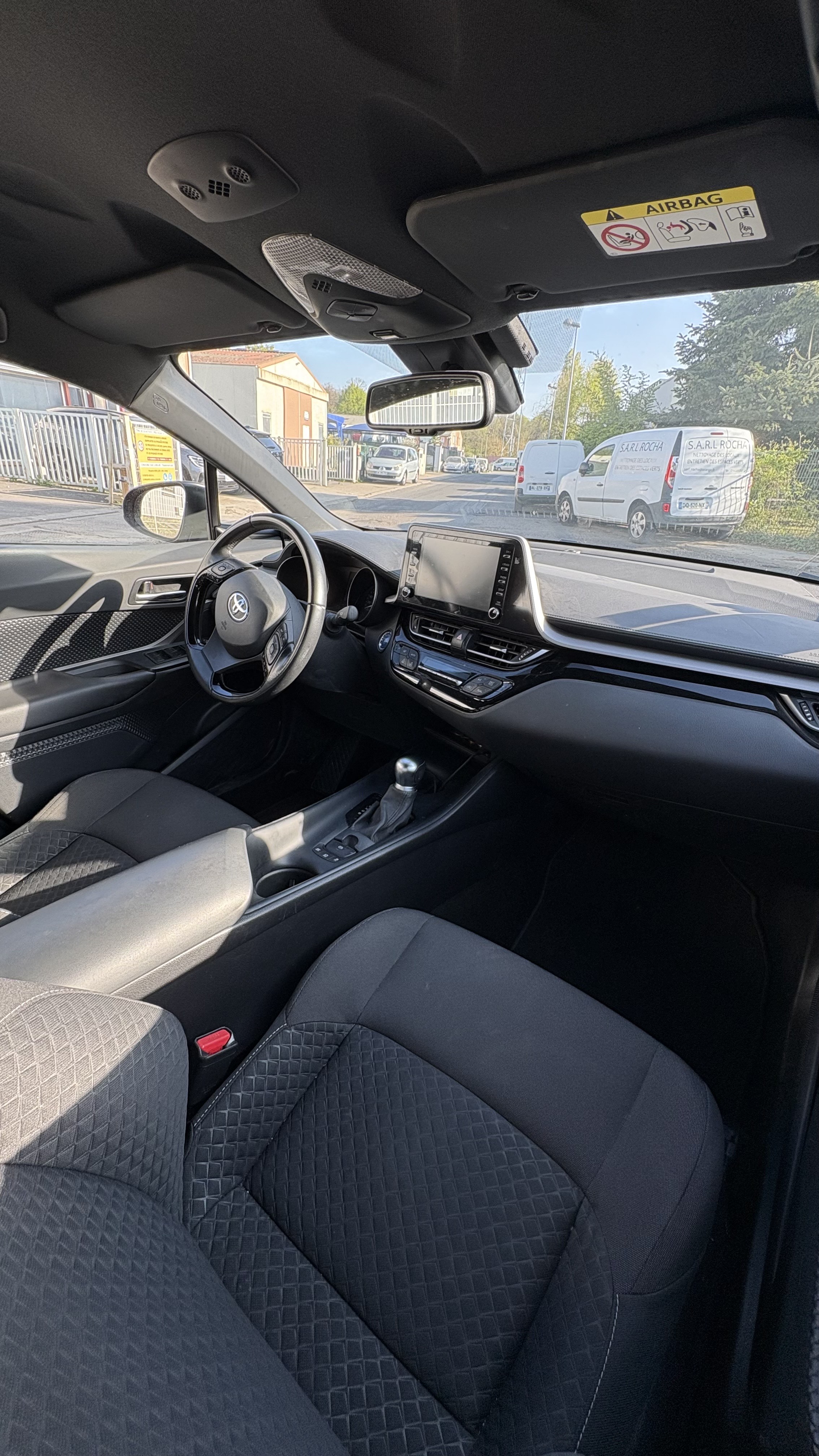 Toyota C-hr 1.8 122CV