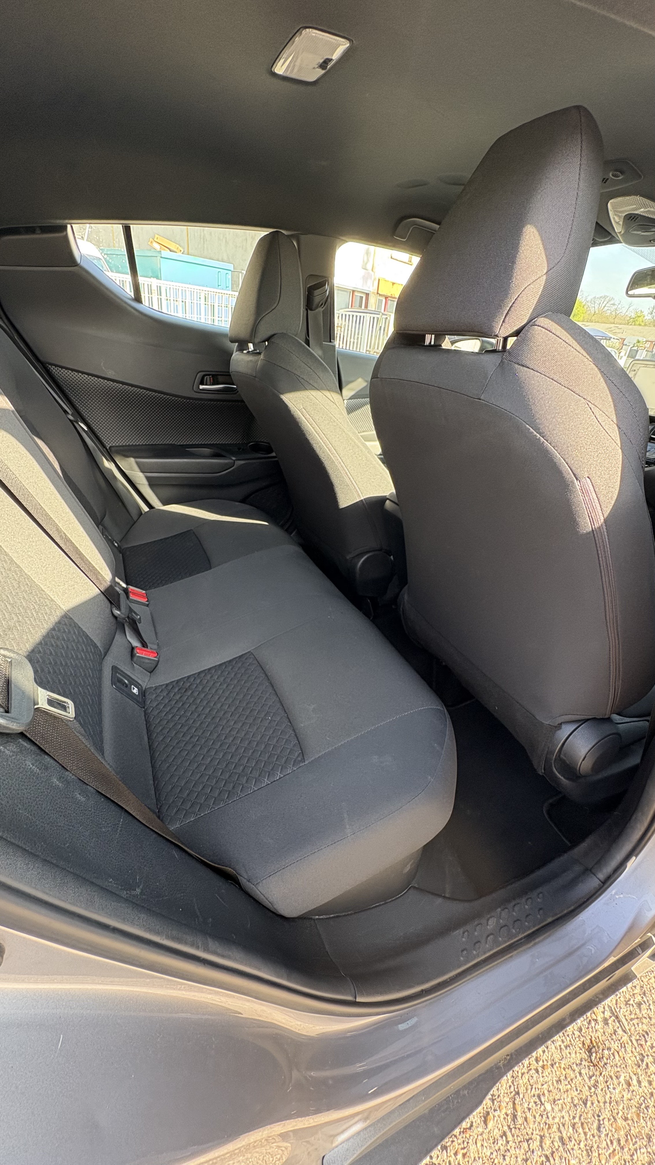 Toyota C-hr 1.8 122CV