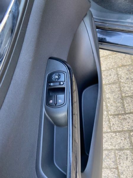 Opel Corsa 12M garantie/Opel Corsa Enjoy/2015/75500/1.2i/OHB/€5