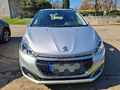 Peugeot 208 (2) 1.2 PURETECH 82 ALLURE 5P